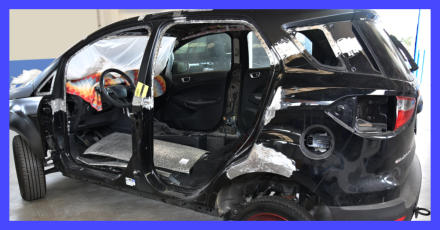 Carrozzeria Tiziano Tarondo ritocchi finali